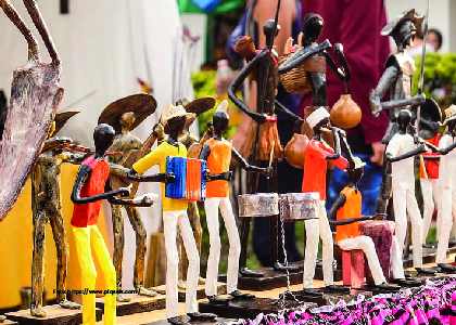Foto artesanías en Cartago. Formulación de herramienta para medir los efectos sociales de artesanías de Colombia. - Cider | Uniandes