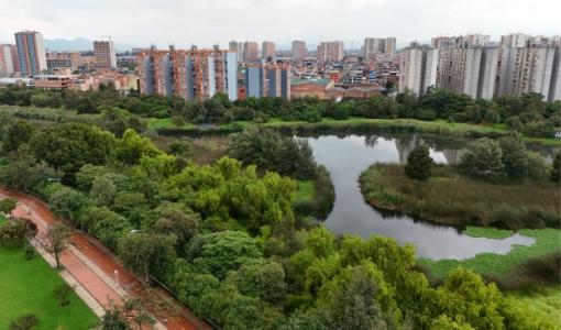 La transformación territorial de la Sabana de Bogotá: conurbación y expansión urbana dispersa: ¿una transformación insostenible?.